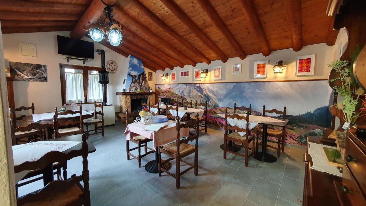Bnb "A La Crus" Crana Exterior foto